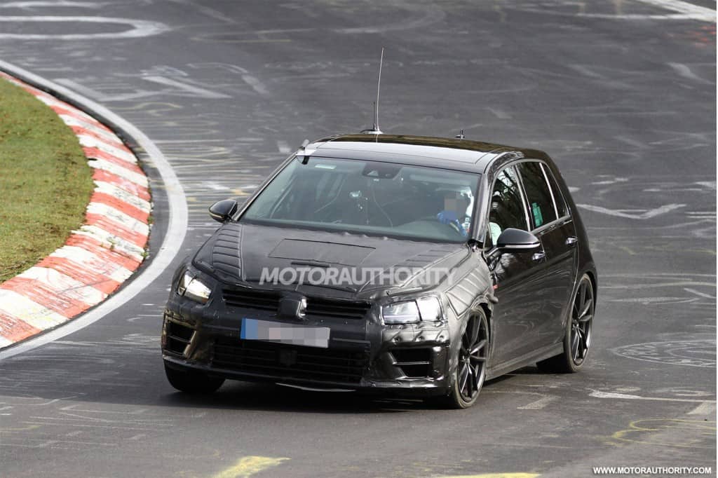 2015 Volkswagen Golf R – Spy Shots